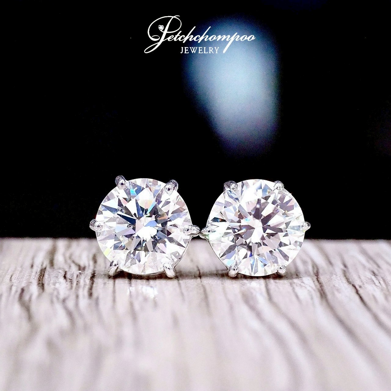 [29875] ต่างหูเพชร "Eternal Brilliance " ข้างละ 3 กะรัต (HRD Triple Excellent) ลดราคาเหลือ 1,850,000