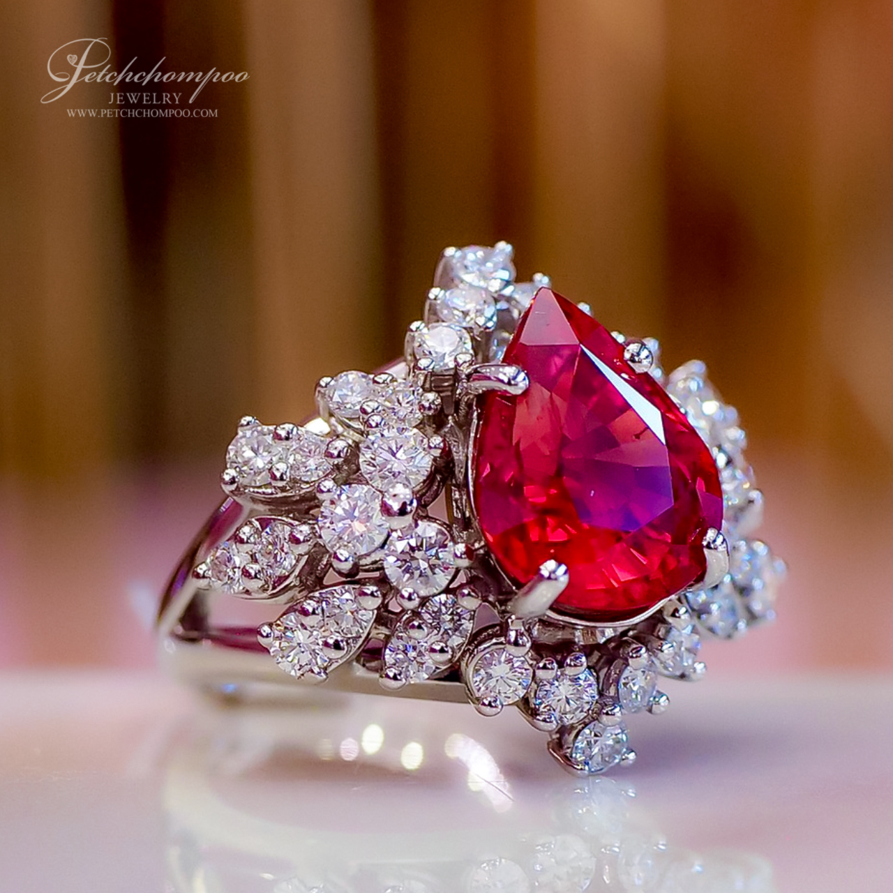 [024312] 6.17 Carats Padparadscha Sapphire with diamond ring Discount 390,000