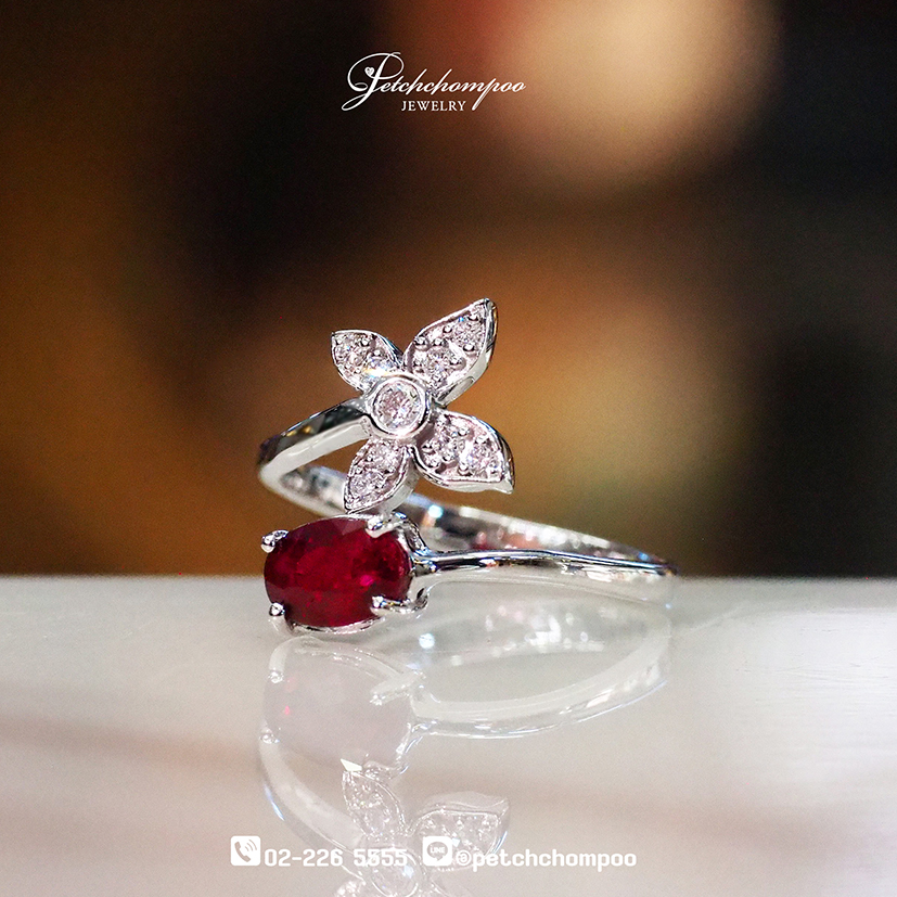 [29579] Mozambique ruby ​​ring with diamonds  39,900 