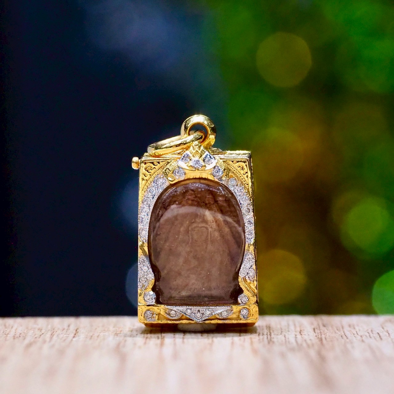 [30052] Phra Phong Khwan Luang Pho Sot, first edition, with coating, Wat Pak Nam Phasi Charoen, Bangkok, gold frame with real diamonds, with certificate  99,000 