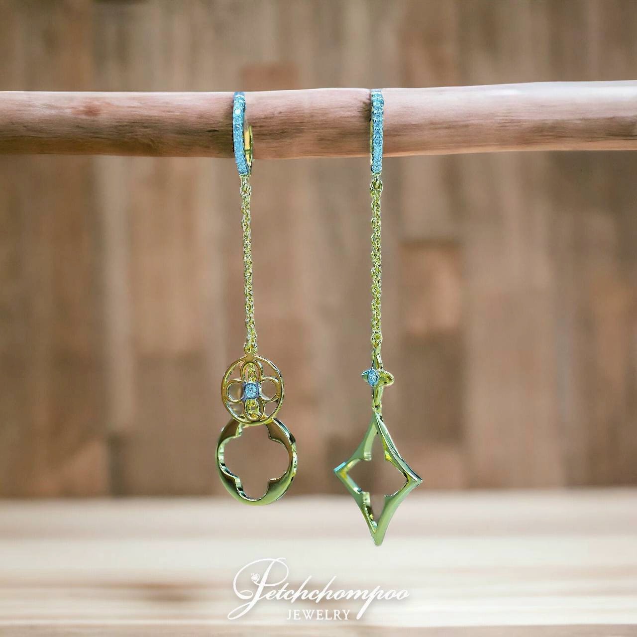 [28677] Diamond earrings  29,000 