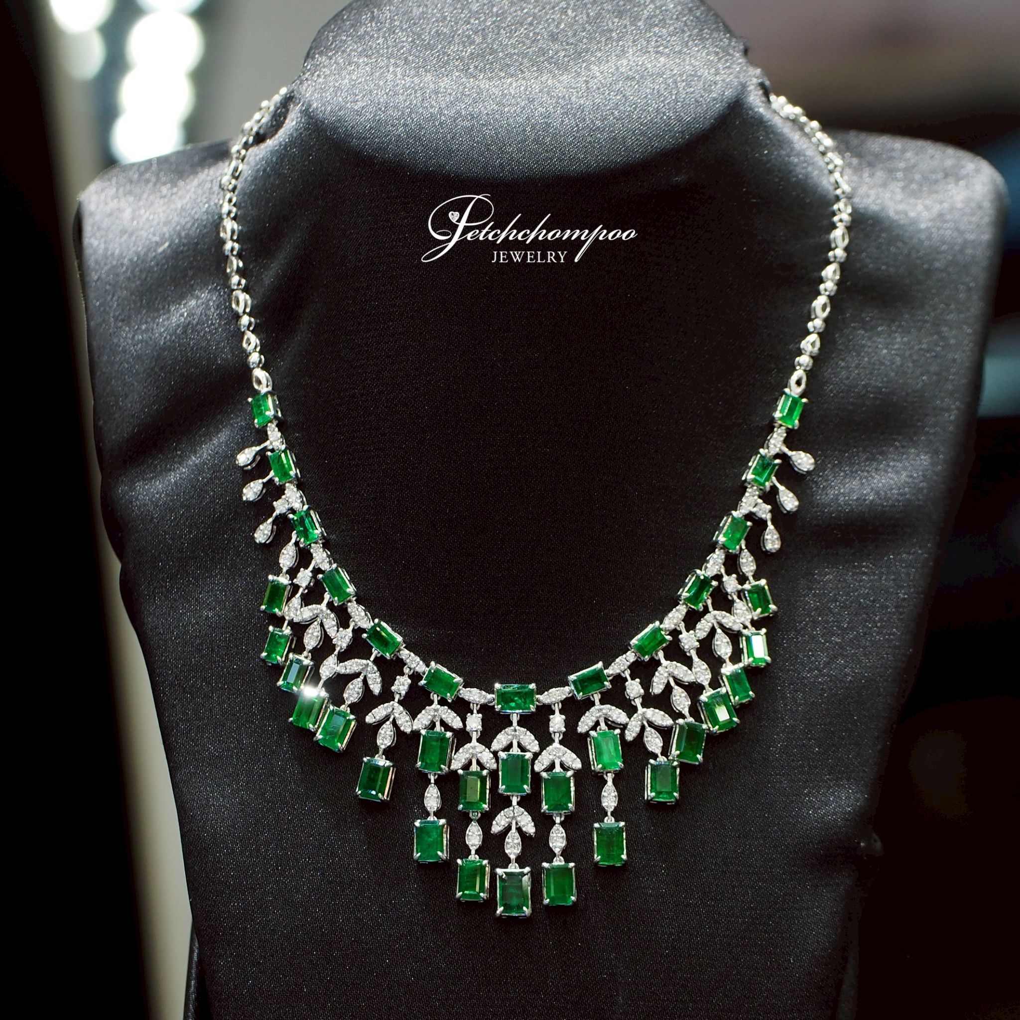 [29468] สร้อยมรกตแซมเบีย Emerald Cascade™14.64 กะรัต ประดับเพชร  269,000 