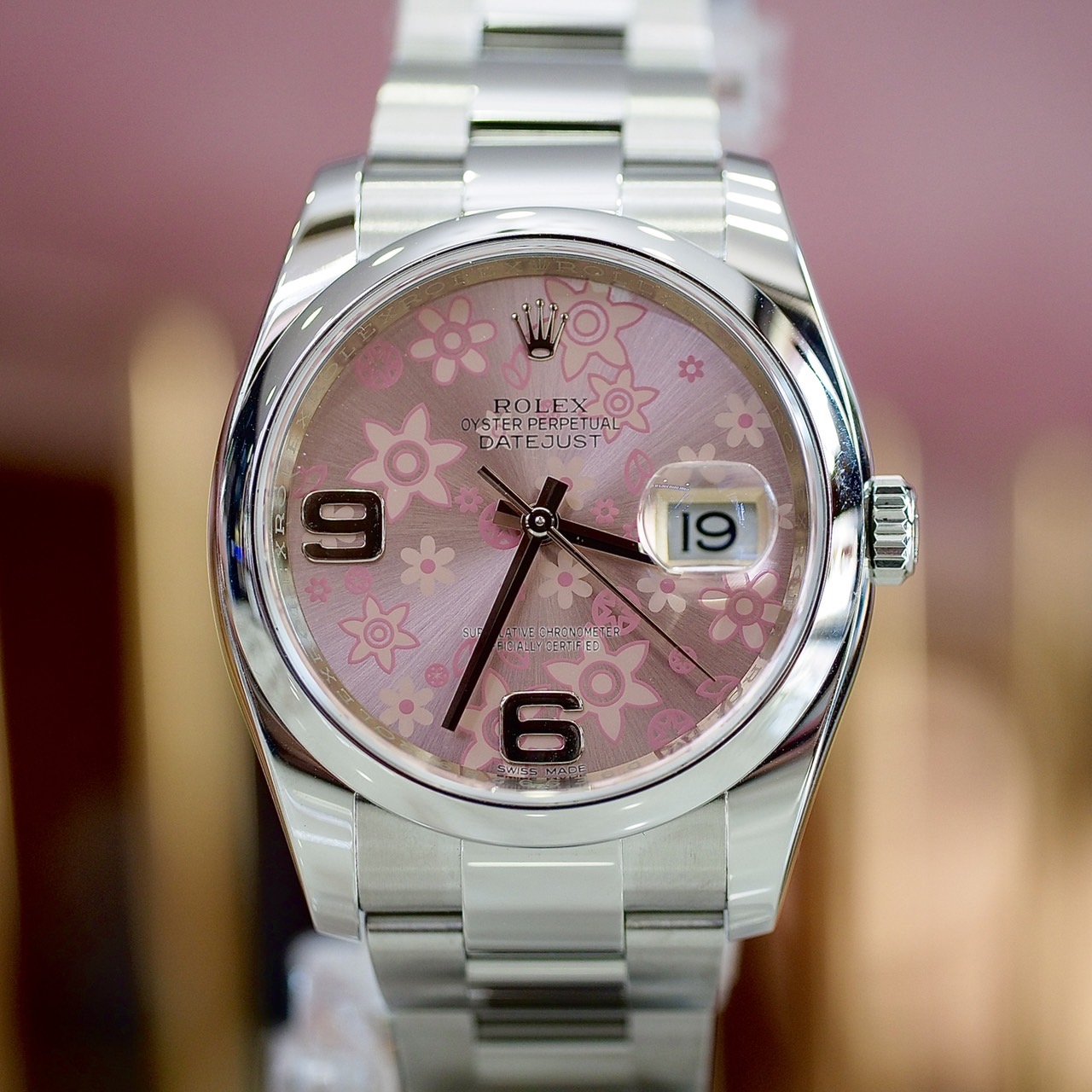 [26719] Rolex Datejust Stainless Steel Pink Floral Oyster  116200  299,000 