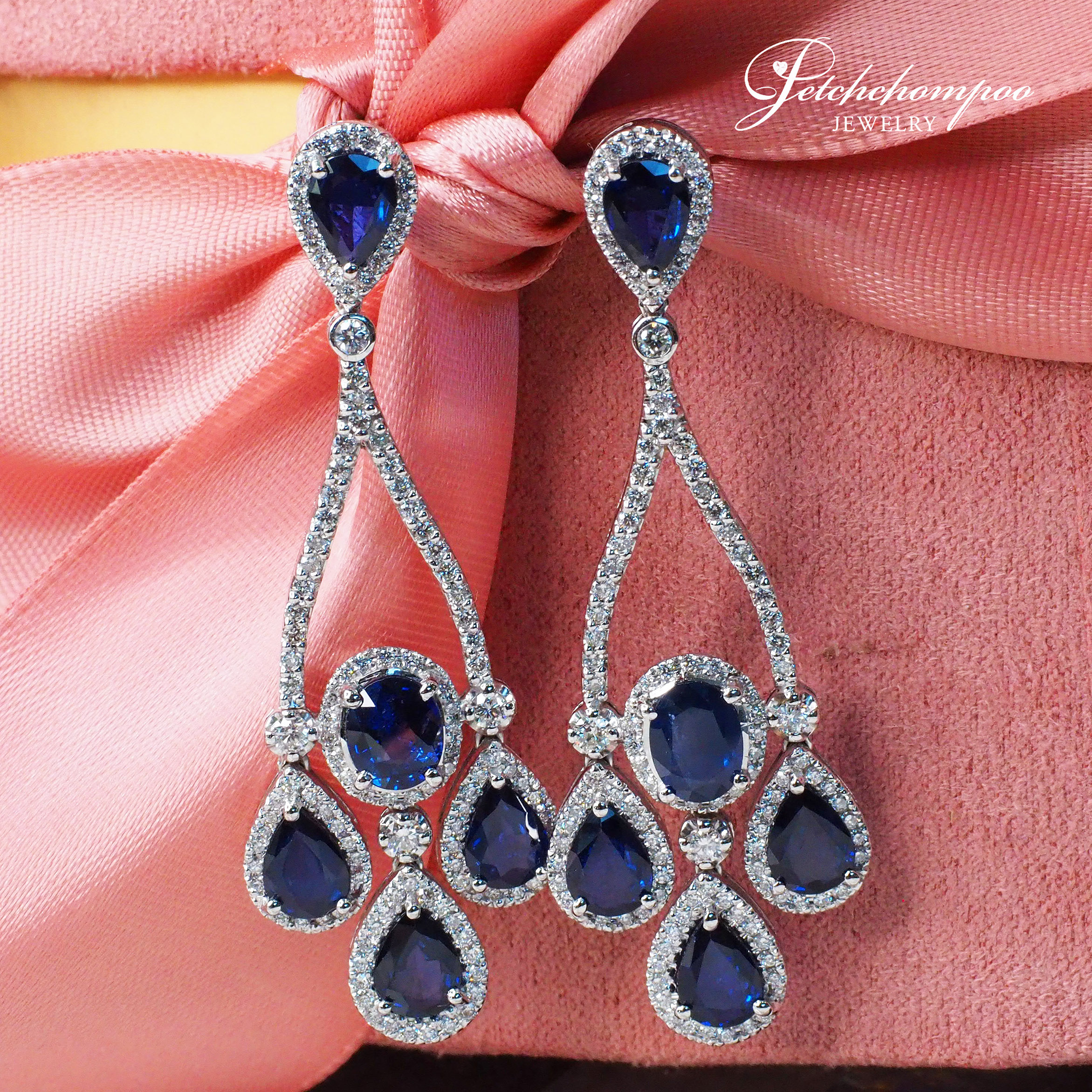 [26090] Blue Sapphire with diamond Earring  139,000 