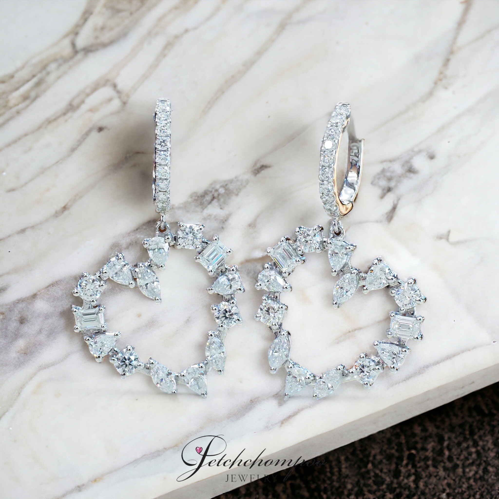 [29286] 3.10 carat Fancy mix-shape diamond earring  159,000 