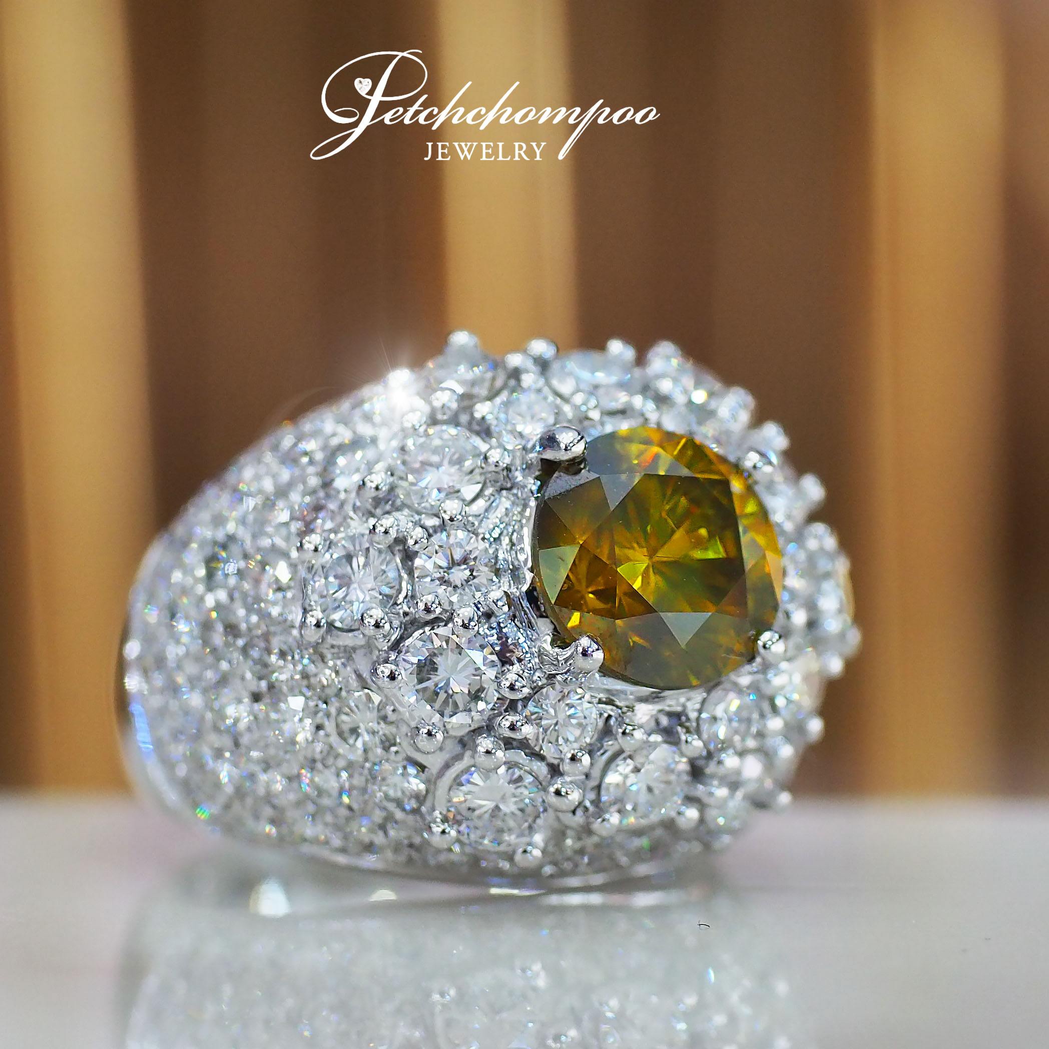 [27053] 2.90 Carat Fancy Yellow diamond ring  459,000 