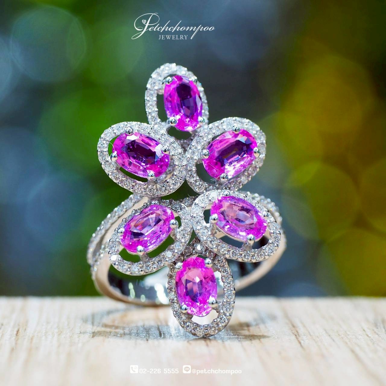 [30261] แหวน Pink Sapphire Fleur d’Amour™ 2.2 กะรัต ดีไซน์ดอกไม้ล้อมเพชร  69,000 