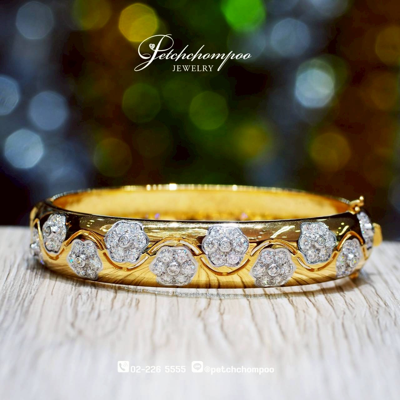 [30283] Golden Bloom™ Diamond Bangle Total 3.90 carat  179,000 
