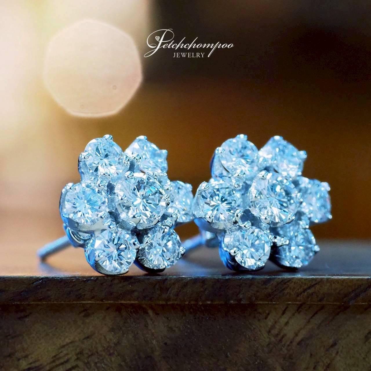 [30597] ต่างหูเพชรช่อดอกไม้ Blooming Radiance รวม 2.11 กะรัต  59,000 