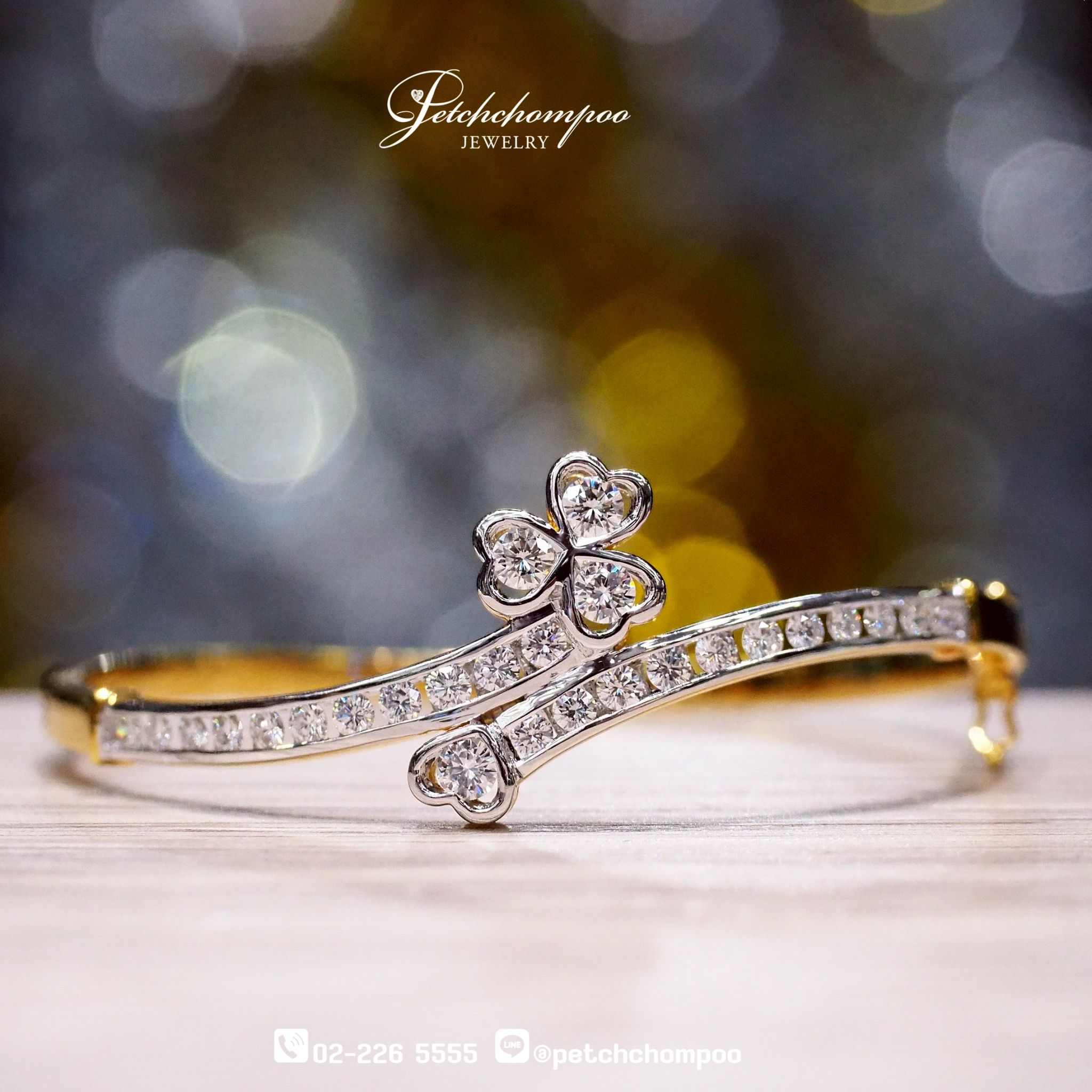 [27142] Diamond Bangle  89,000 