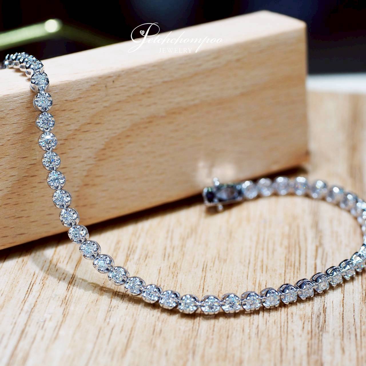 [30896] Eternal Tennis Royale diamond bracelet, 1.71 carats.  109,000 