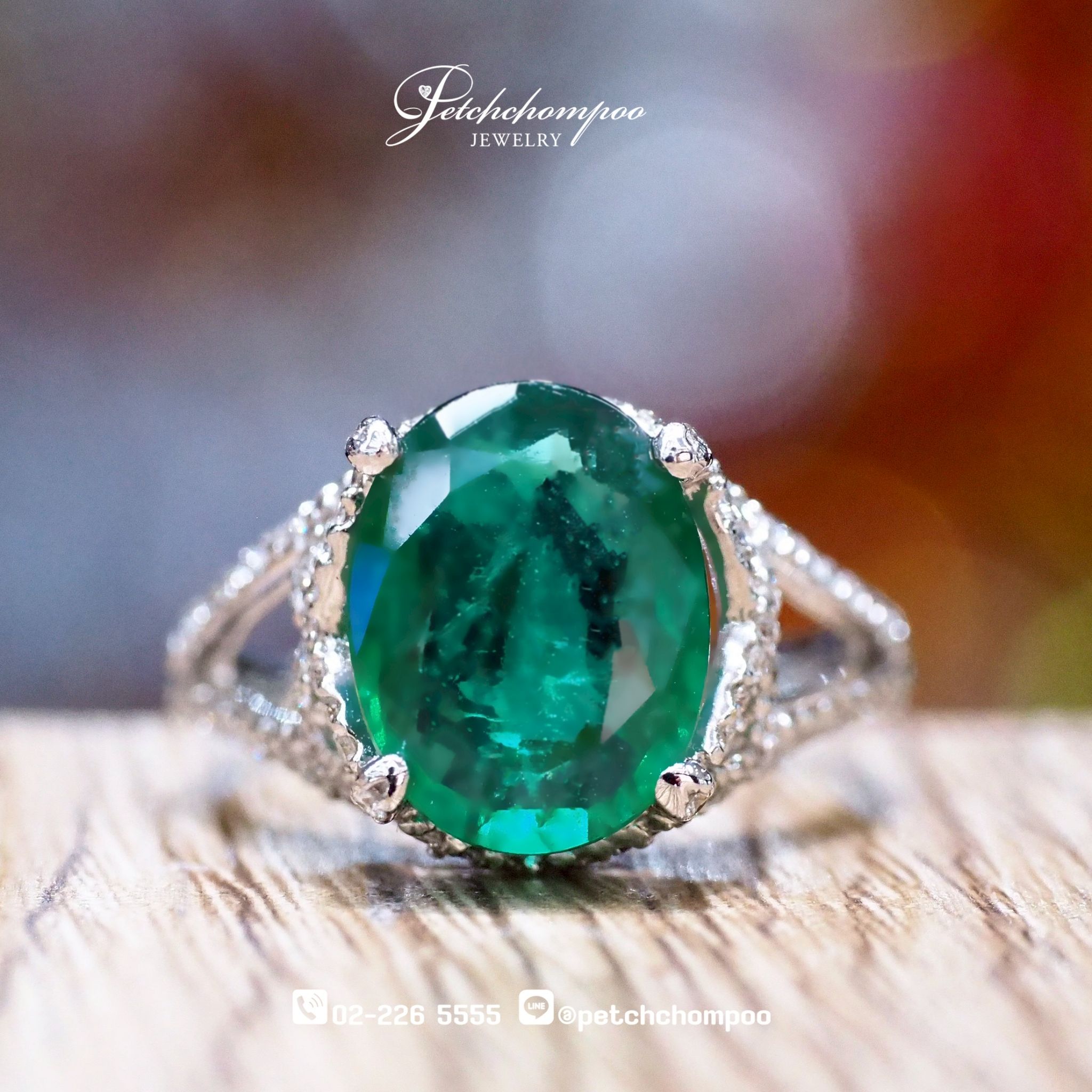 [024698] emerald ring with diamond Discount 72,900