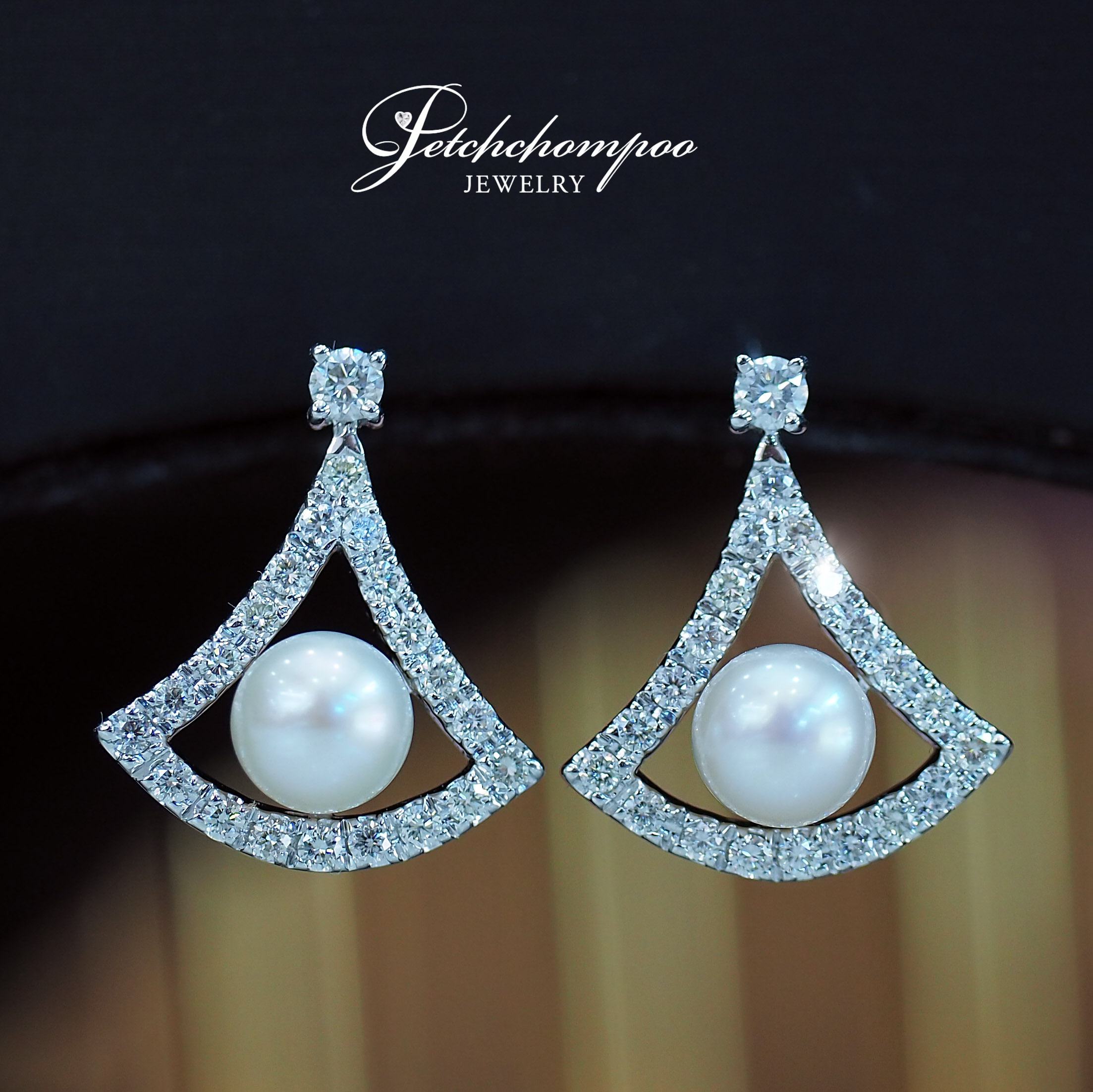 [27068] pearl earrings with diamonds  39,000 