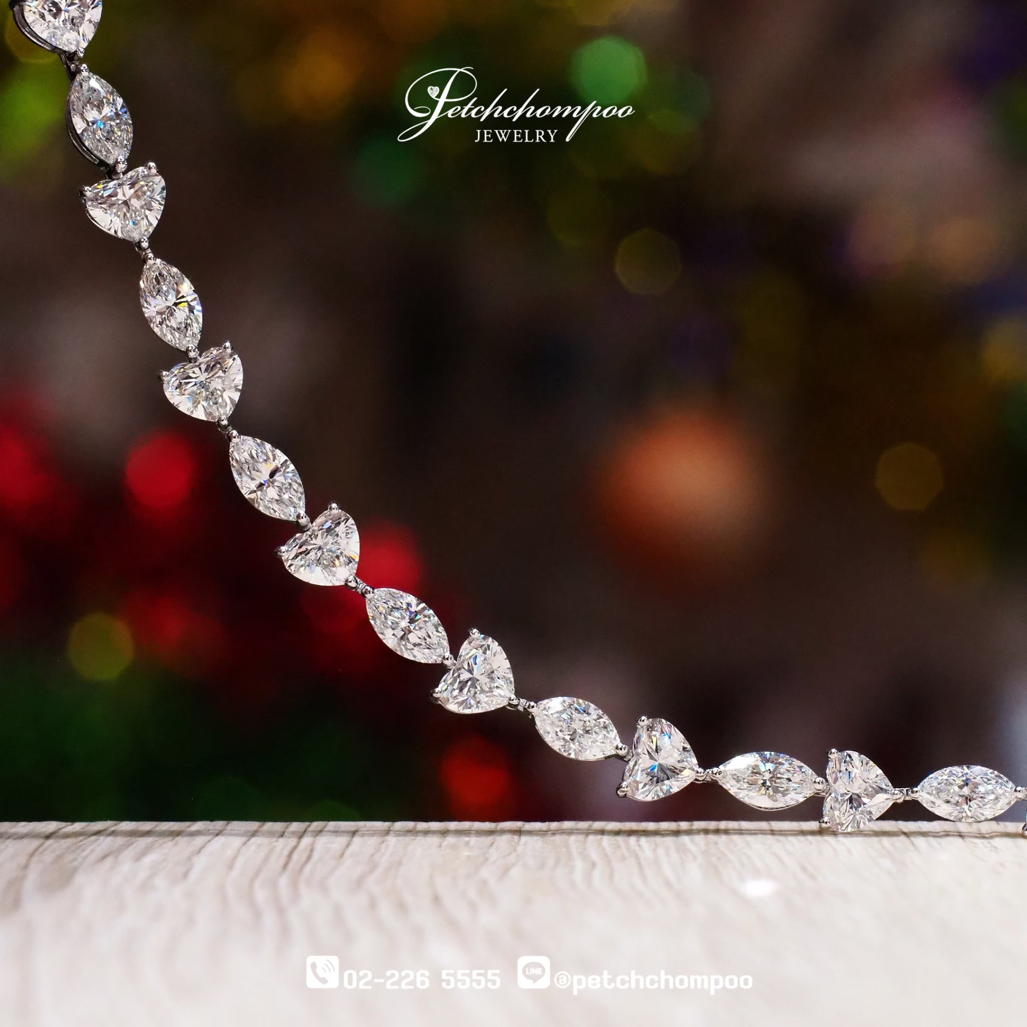 [26717] Mix shape diamond bracelet with certificate of HKD Discount 590,000