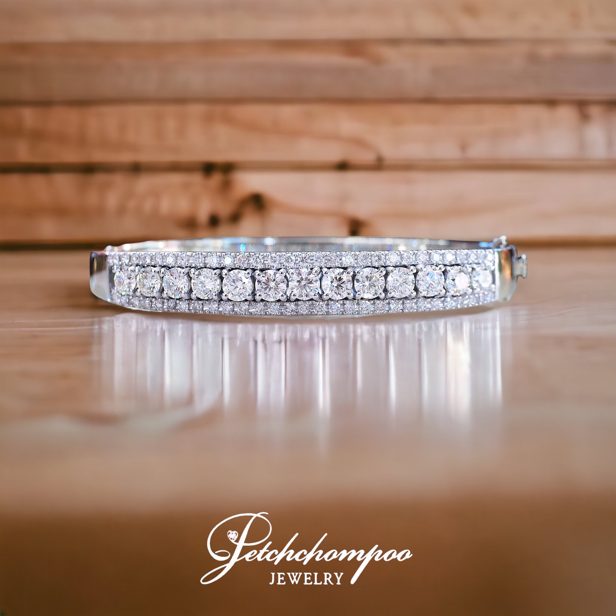 [27621] Diamond bracelets Discount 389,000