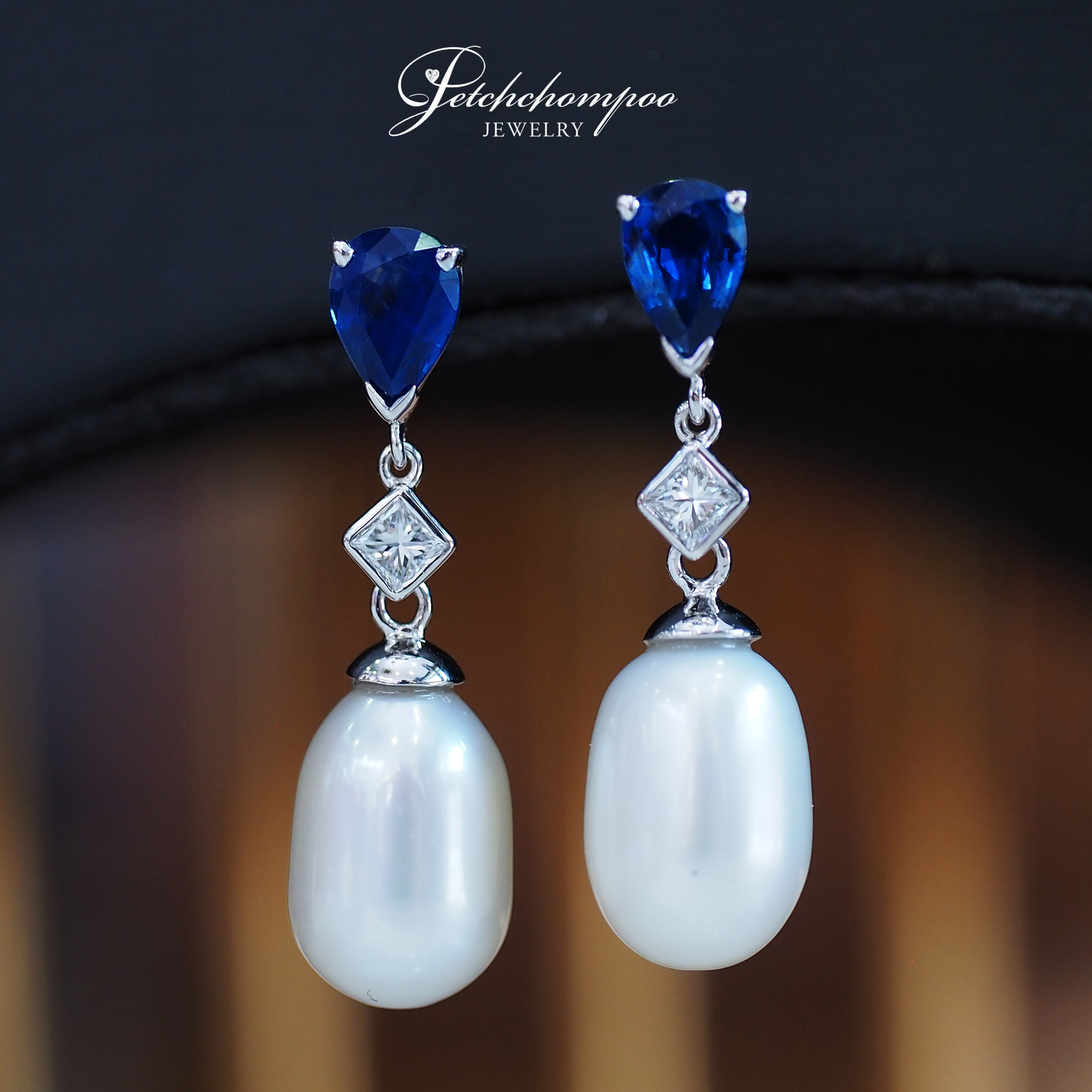 [26774] Blue Sapphire with diamond Earring  29,000 