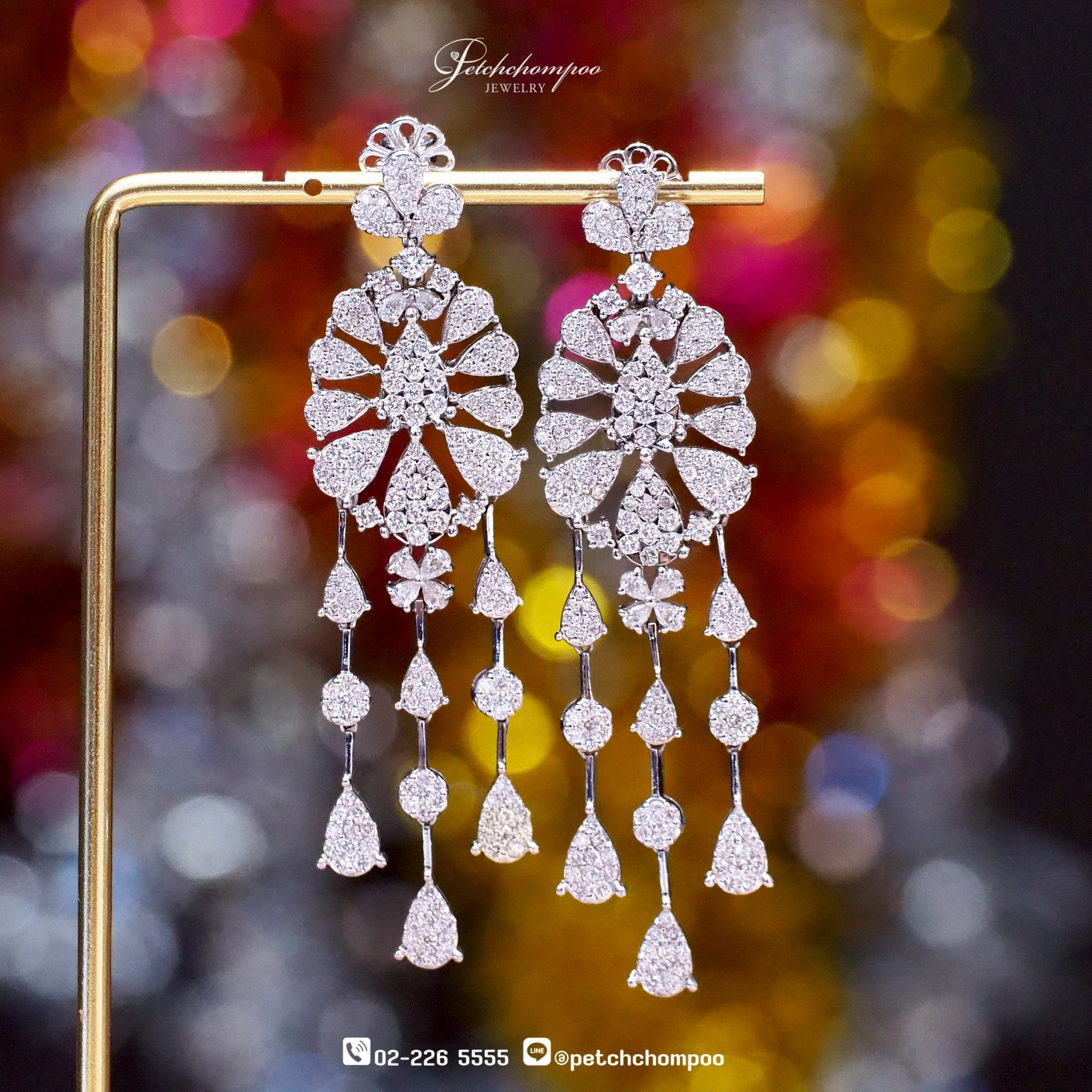 [25199] 5.54 carat chandelier diamond earring  199,000 