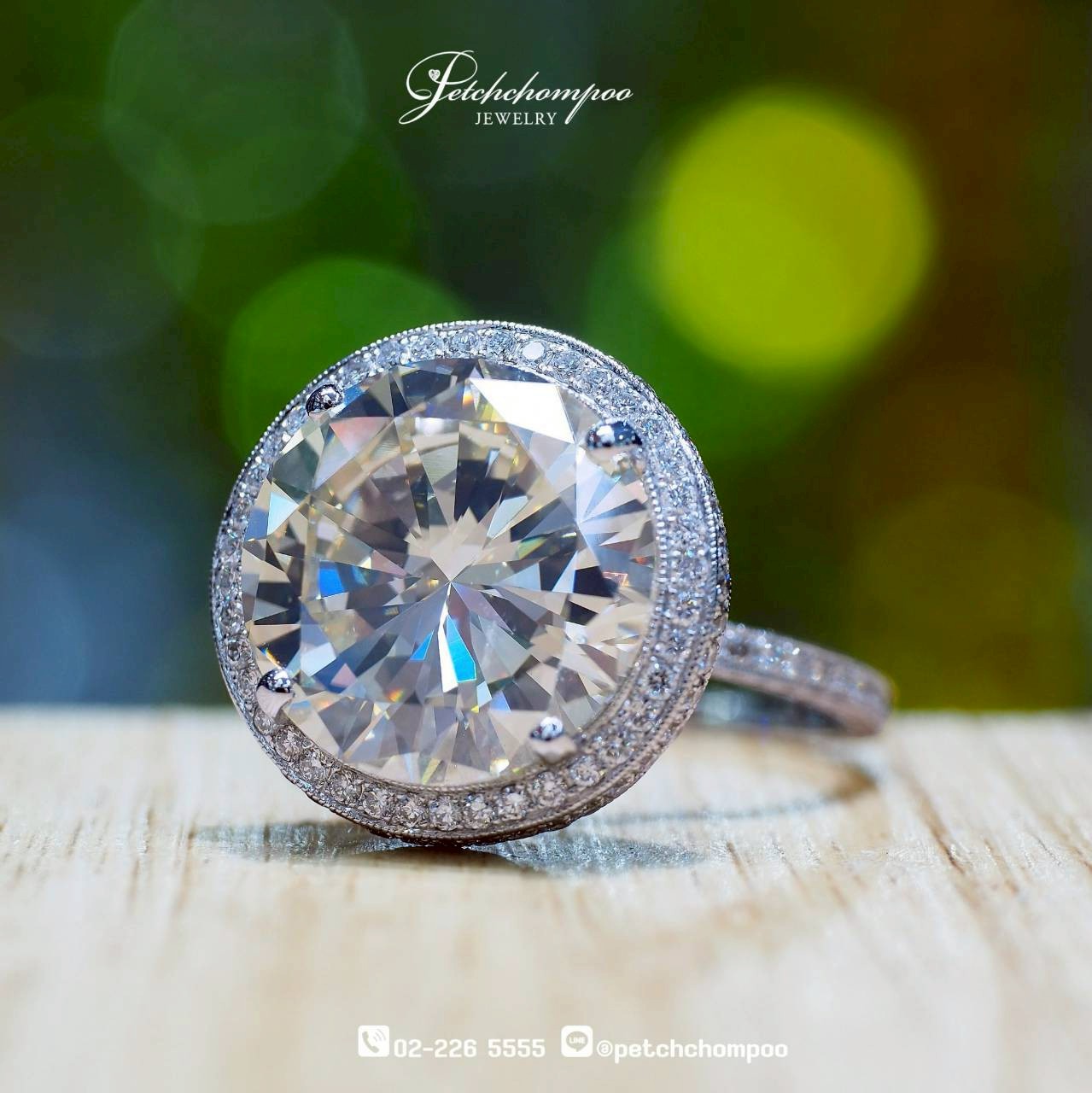 [023292] แหวนเพชร Brilliant Majesty™ 11.04 กะรัต | K / VS2 / HKD ลดราคาเหลือ 3,990,000