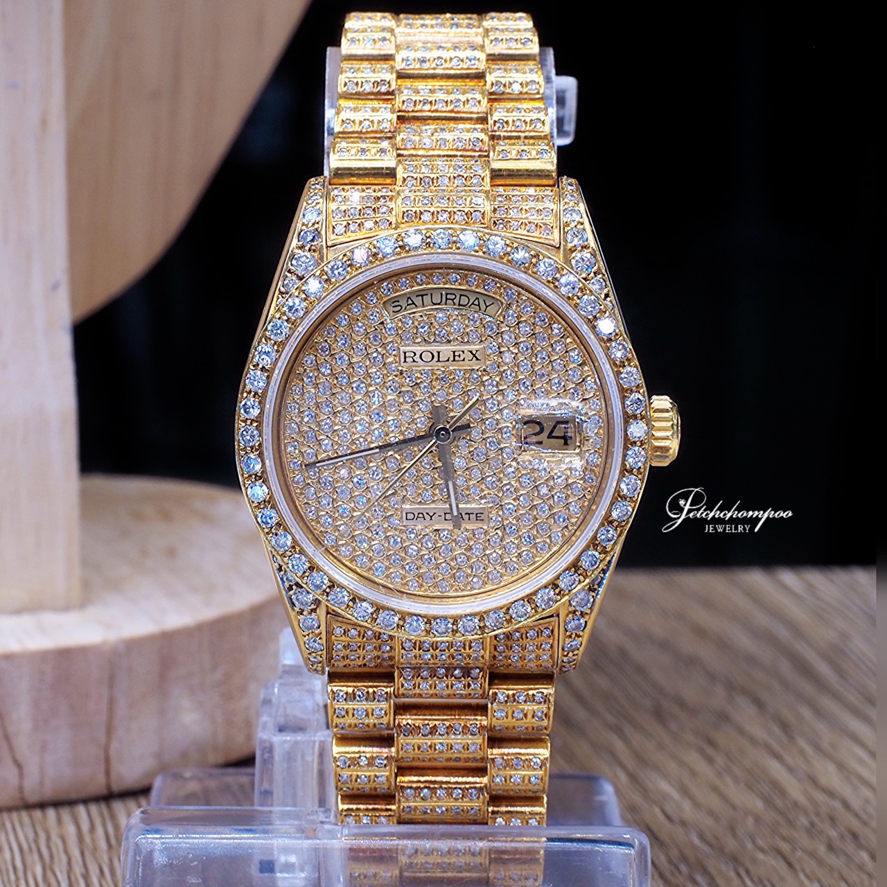 [29961] Rolex Day-Date 18038 เรือนทองคำฝังเพชรทั้งเรือน  699,000 