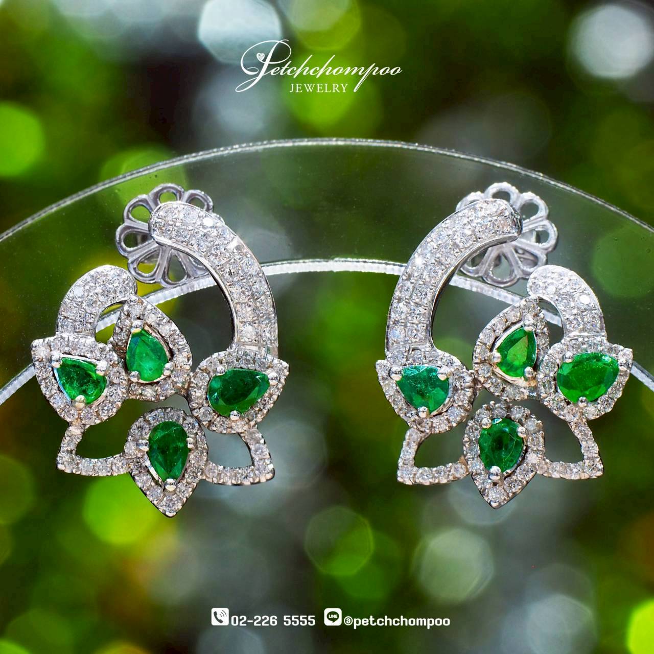 [30359] ต่างหูมรกตโคลอมเบีย Emerald Bloom™ 1.53 กะรัต ล้อมเพชร  69,000 