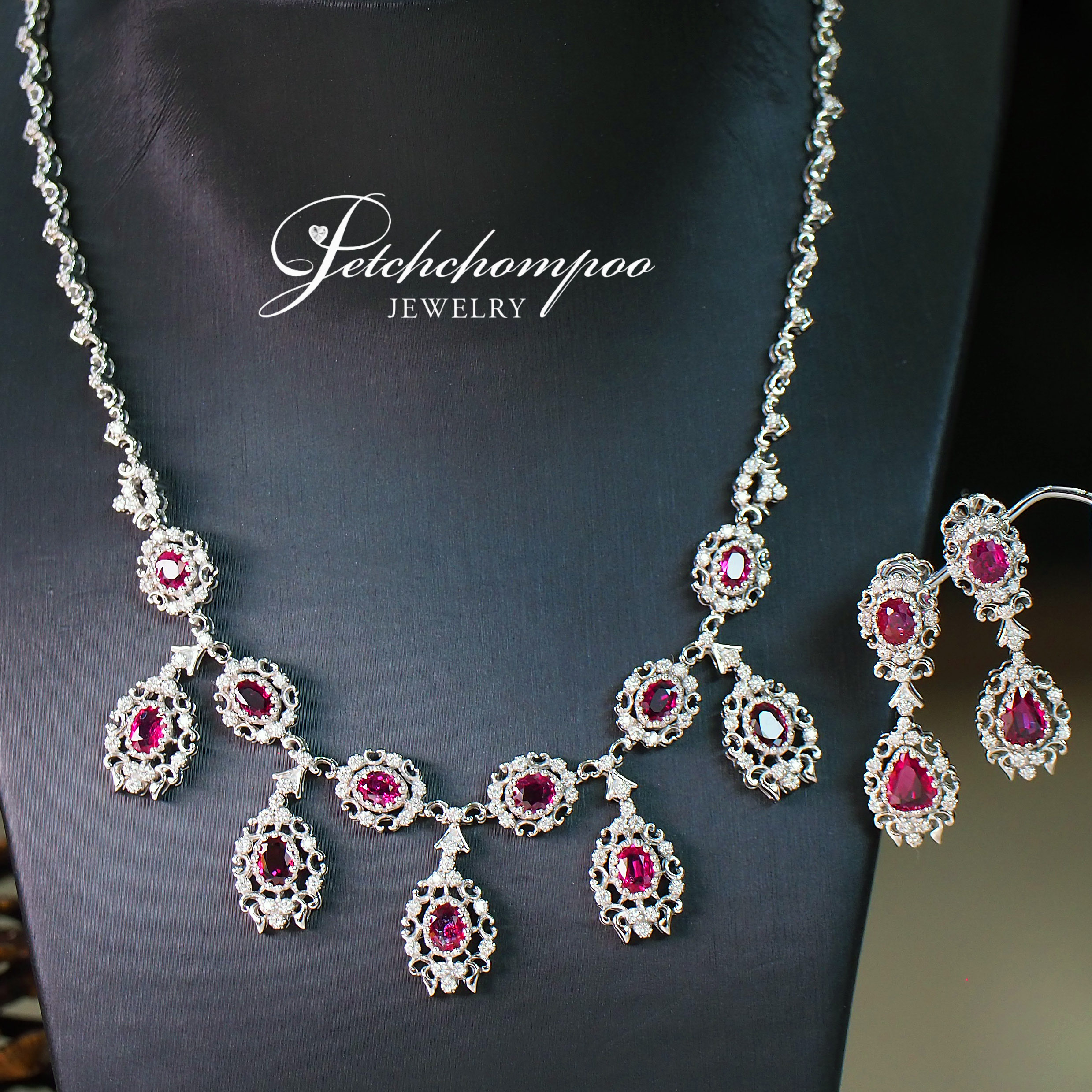 [25975] Ruby Set of Necklace and earring  270,000 