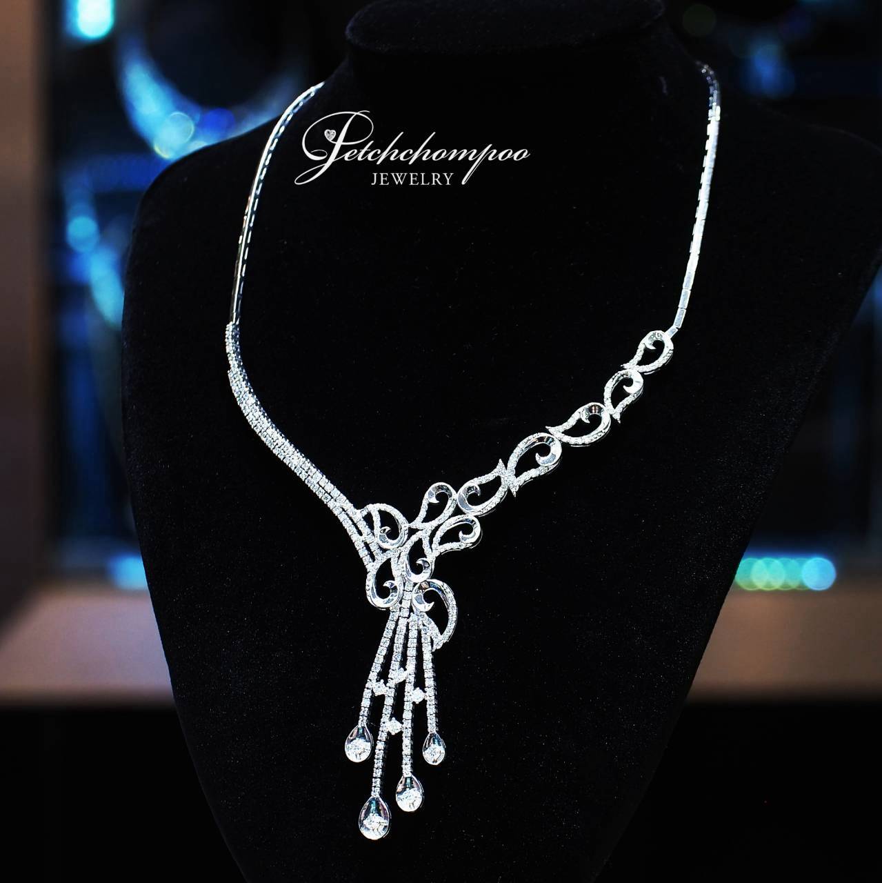 [006490] Diamond Necklace 4.46 Carats – A Statement of Timeless Elegance  329,000 