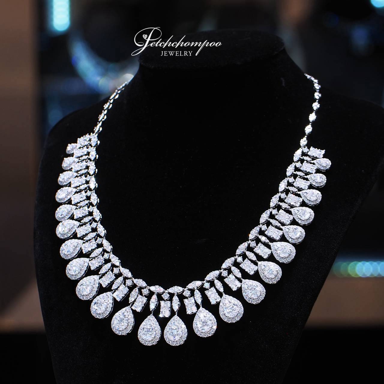 [29861] 31.48-Carat Waterfall Diamond Necklace  1,690,000 