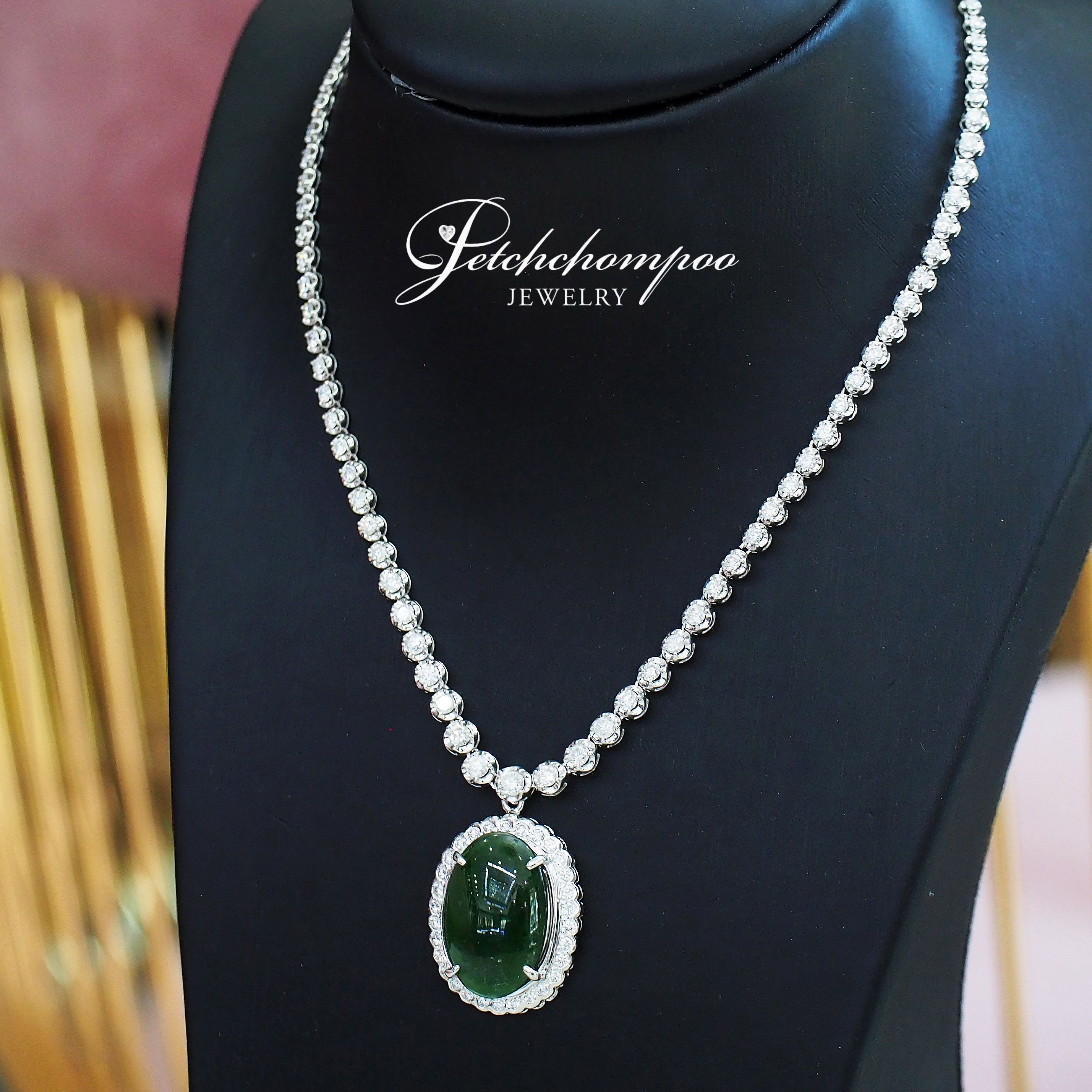[26655] Jedite Jade  with Diamond necklace  290,000 
