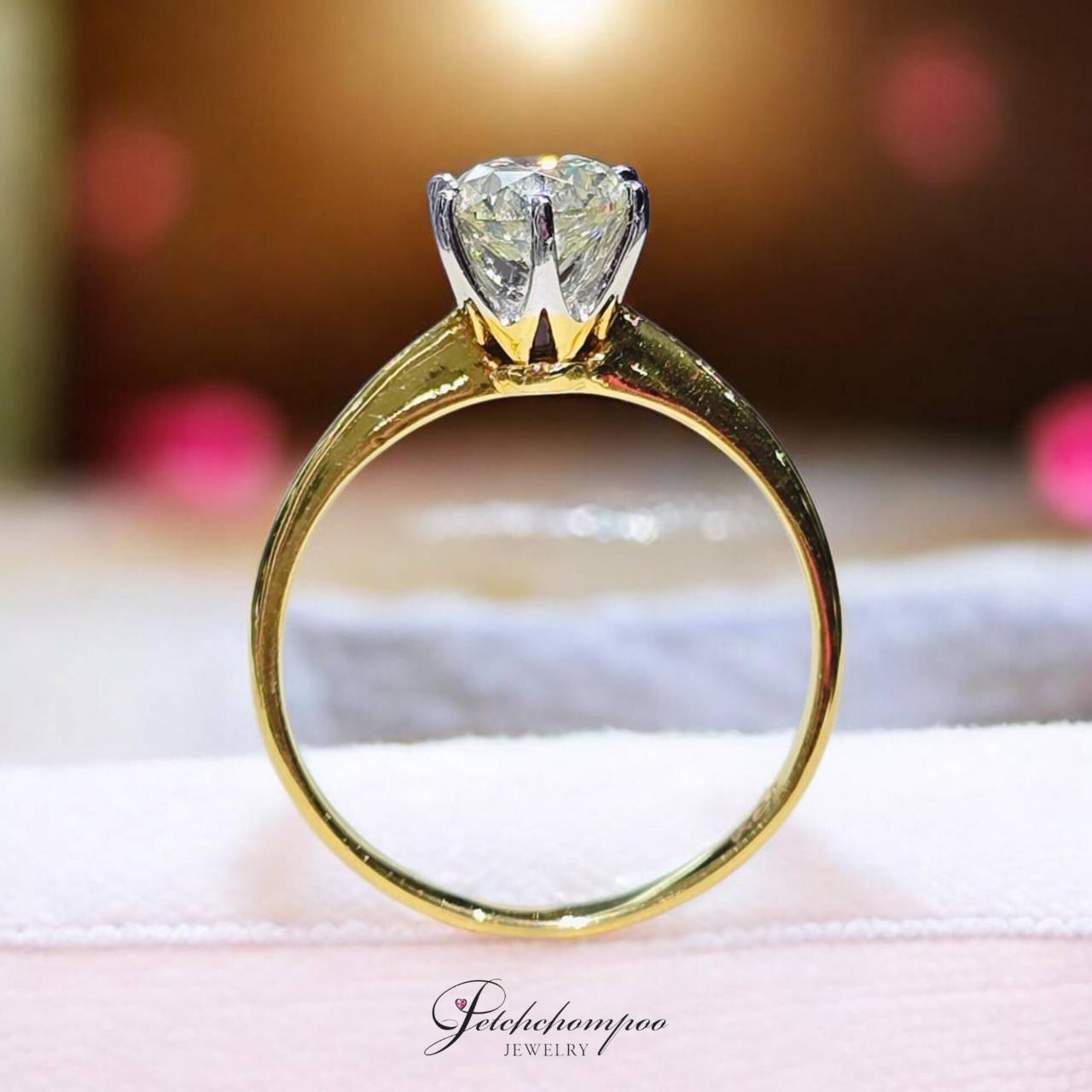 [27988] แหวนเพชรใบเซอร์ GIA เม็ดกลาง 0.90 กะรัต ลดราคาเหลือ 79,000