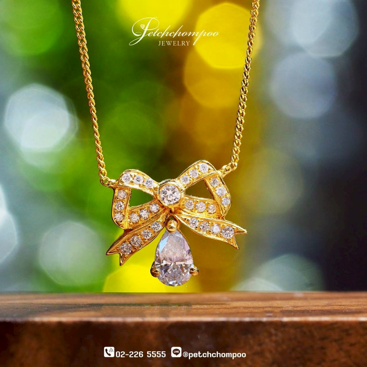 [30213] Ribbon Spark™ – Diamond Bow Necklace 0.48 ct  29,000 