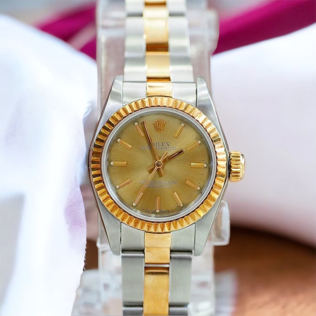 [27454] Rolex Oyster Perpetual Date Ref.15053  139,000 