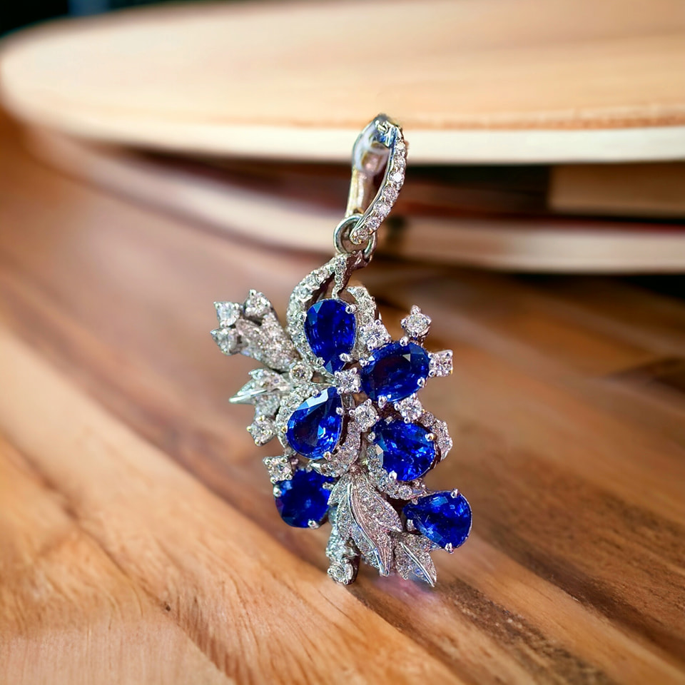 [022163] Blue Sapphire Pendant  99,000 