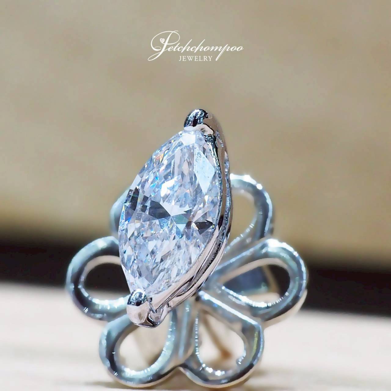 [30797] ต่างหูเพชรทรงมาคีร์ Marquise Whisper Stud 0.20 กะรัต  19,000 