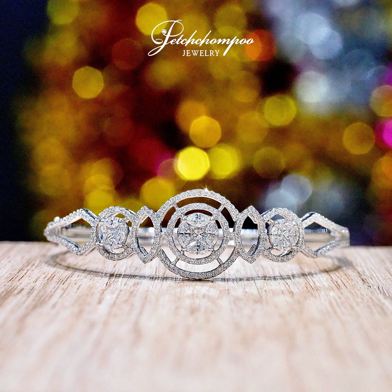 [021257] Belgium cut 2.60 cts diamond Bangle Discount 125,000