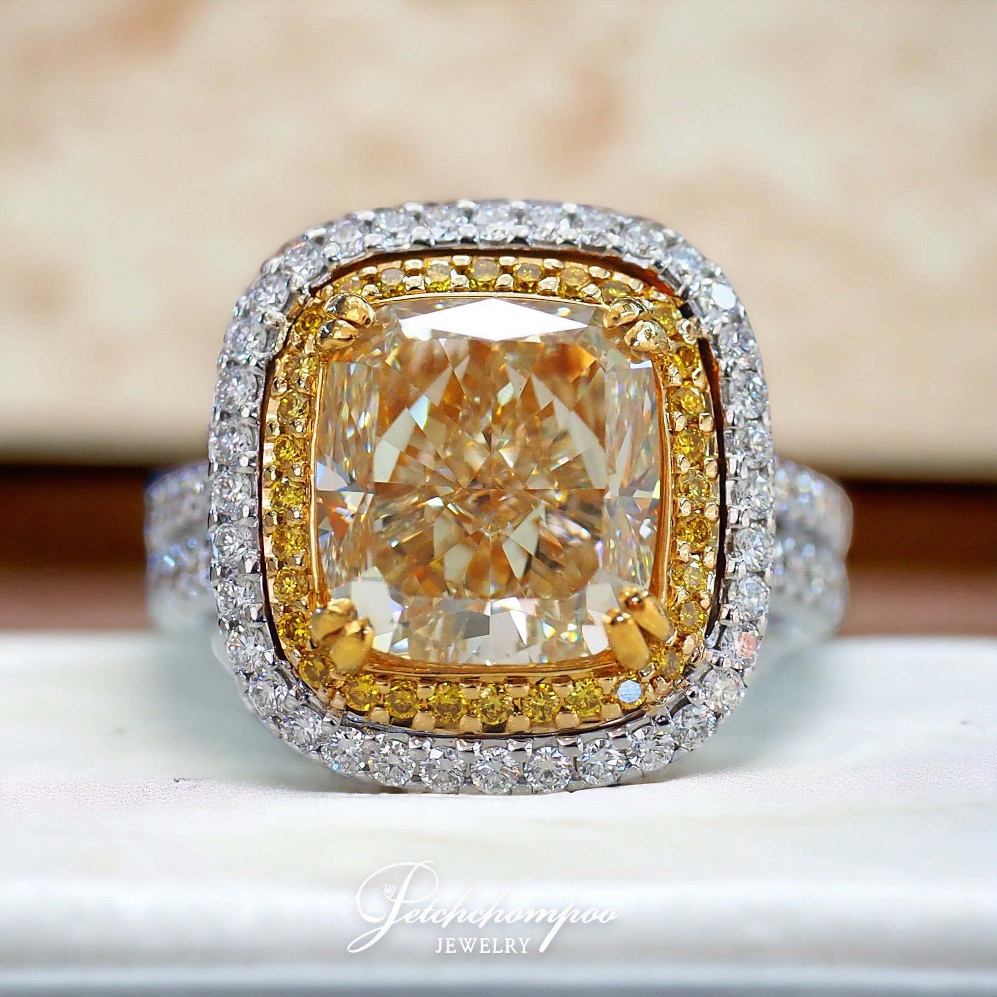 [29185] Imperial Sunlight™ 5.00 carat Ring – A Golden Glow of Power and Prestige  | HKD Discount 759,000