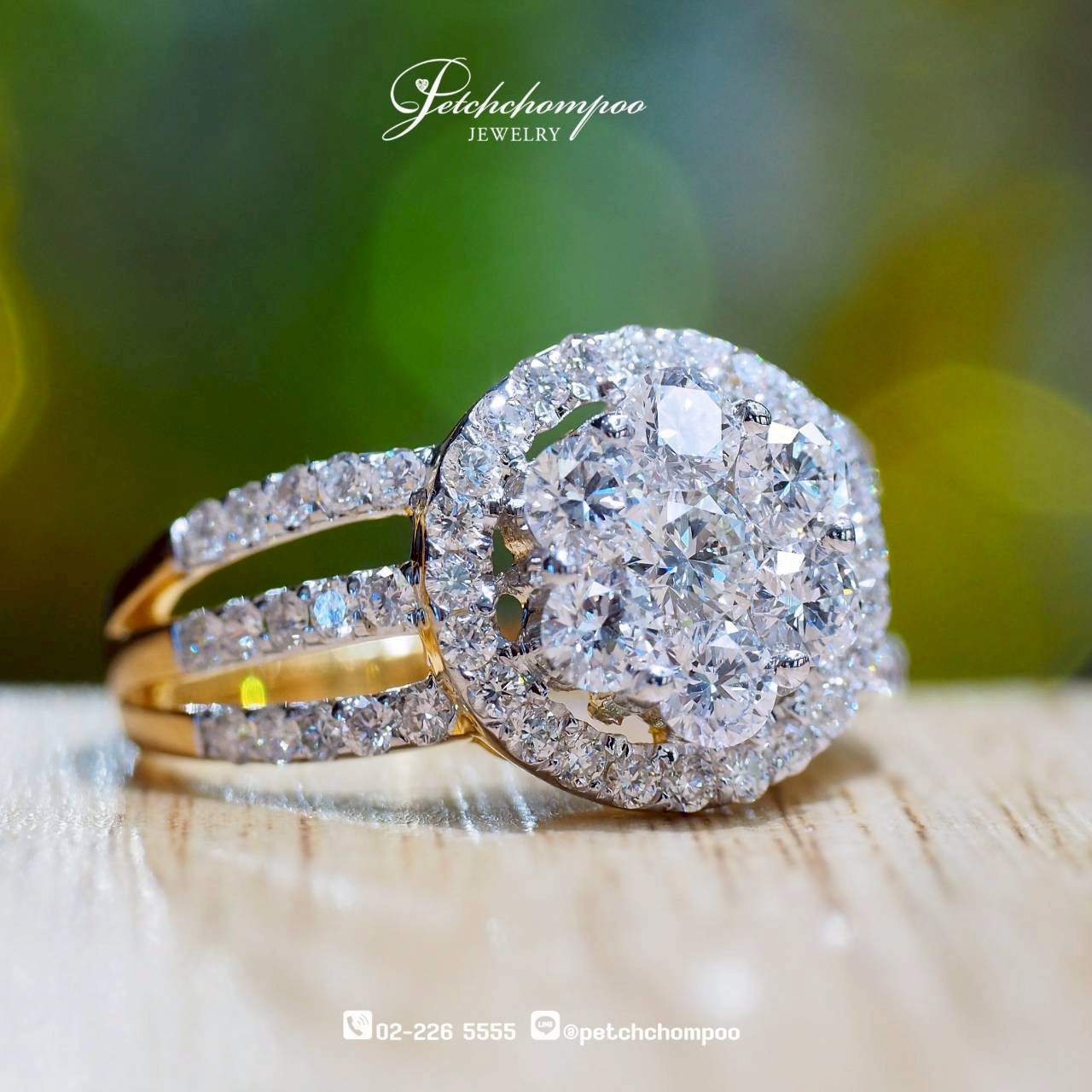 [30195] Cluster Grandeur™ Triple-Layer Diamond Ring 1.62 Carats™  89,000 