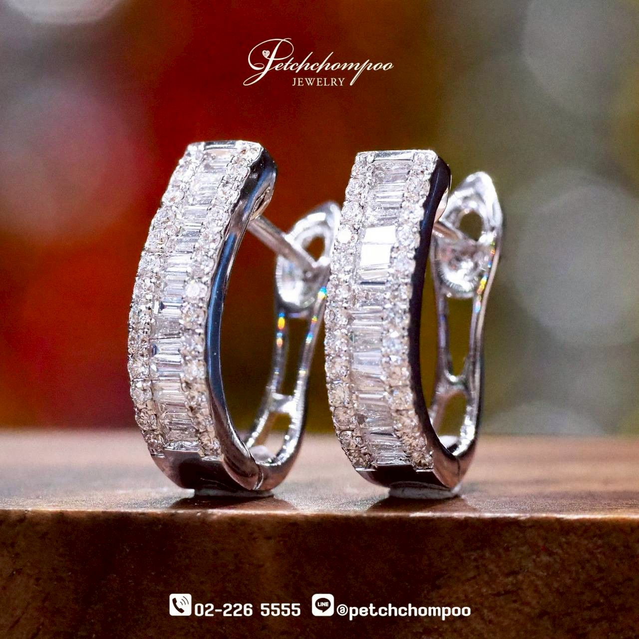 [30001] Double Line Elegance™ Diamond Hoop Earrings 0.52 ct Discount 38,000