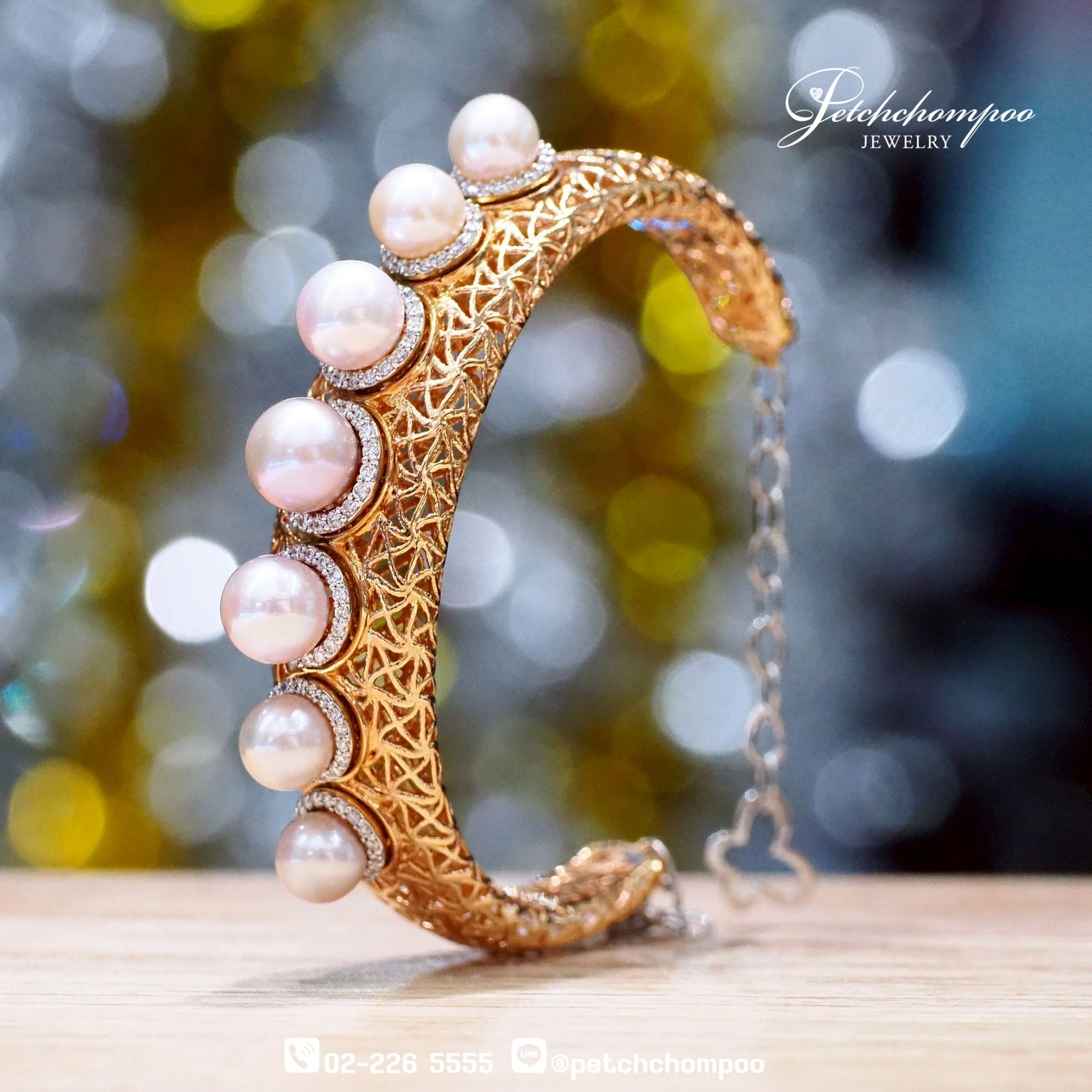 [021957] Italy Pink Gold Diamond And Pink Pearl Bangle  119,000 