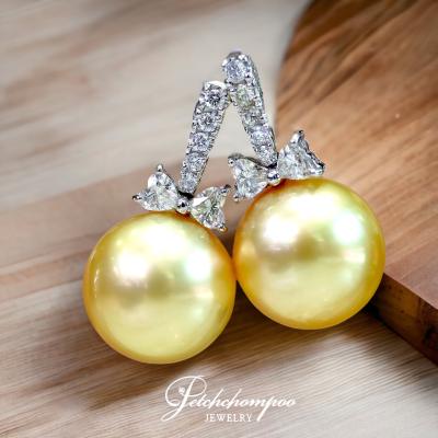 [26310] Golden Southsea Pearl with Diamond Earring  79,000 