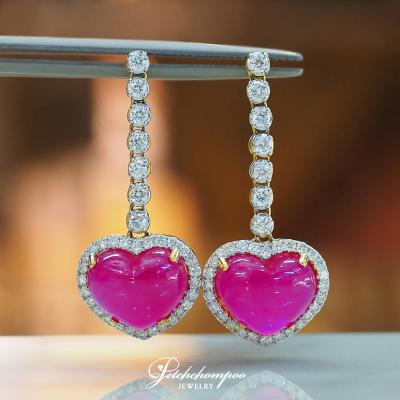 [28644] Heart-shaped ruby earrings set with diamonds  49,000 