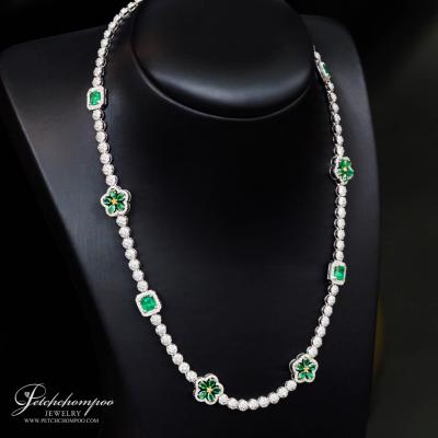 [25216] Columbia emerald and diamond necklace  259,000 