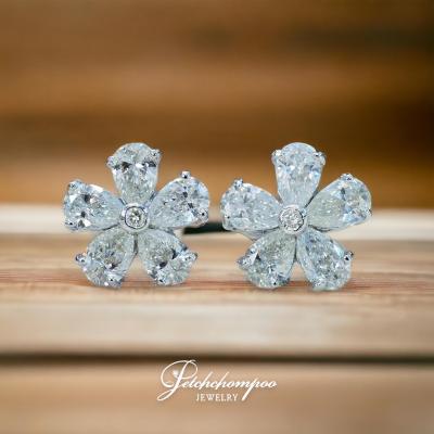 [28756] Pear shape diamond earrings  109,000 