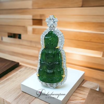 [28808] Carved A-Jade pendant  179,000 