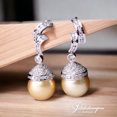 [26176] Southsea pearl with diamond Earring  129,000 
