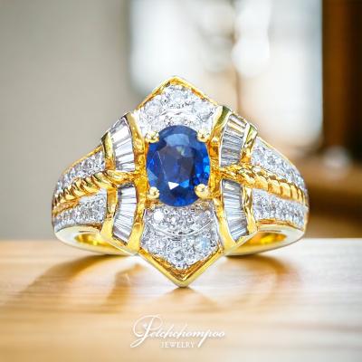 [014521] Sapphire ring with Diamond  49,000 