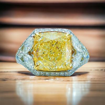 [28447] แหวนเพชร Fancy Yellow 7.04 กะรัต ใบเซอร์ GIA ลดราคาเหลือ 2,690,000