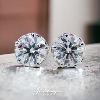 [28925] 0.55 carat E color VVS2 GIA diamond stud earring Discount 109,000