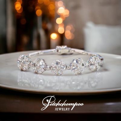 [27935] Diamond bracelet 1.24 carats  79,000 