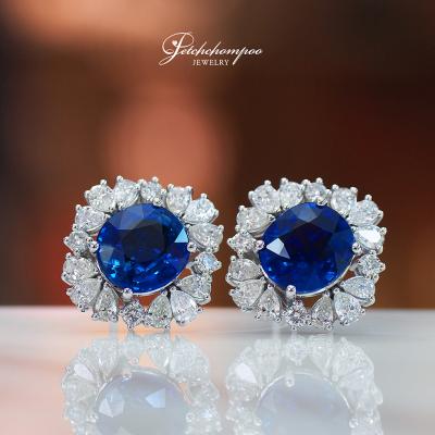 [28026] Earrings with 5 carat Ceylon sapphires set with Emil certified diamonds. Discount 990,000