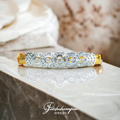 [28314] Diamond bracelet width 1.74 carats  149,000 